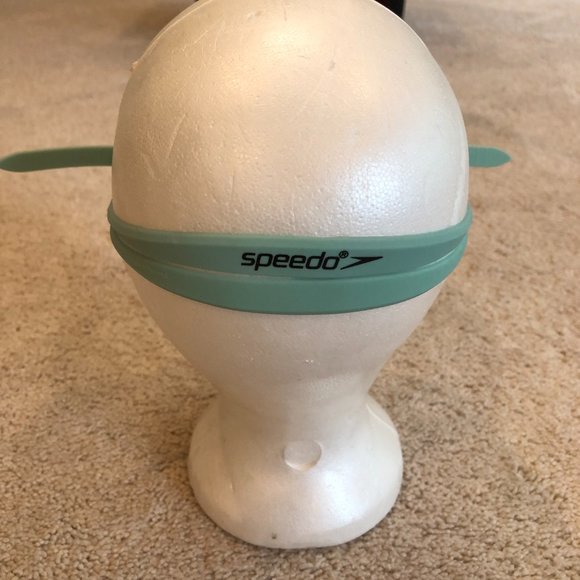 SPEEDO LIGHT GREEN CLEAR SWIM GLASSES/GOGGLES ADJUSTABLE - Picture 3 of 13